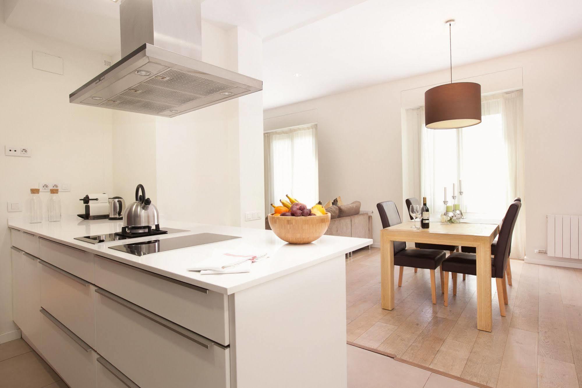 Rent Top Diagonal-aribau Hotel 3*