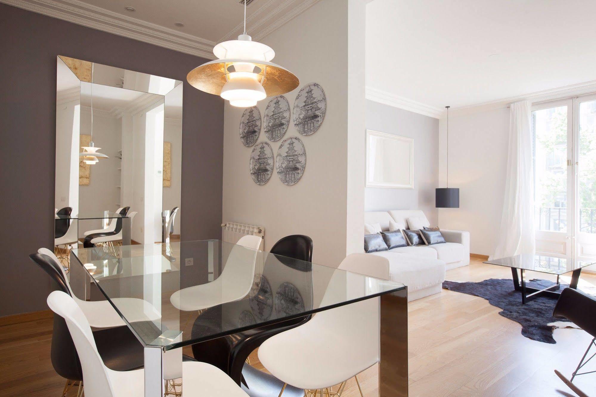 Rent Top Diagonal-aribau Hotel Barcelona